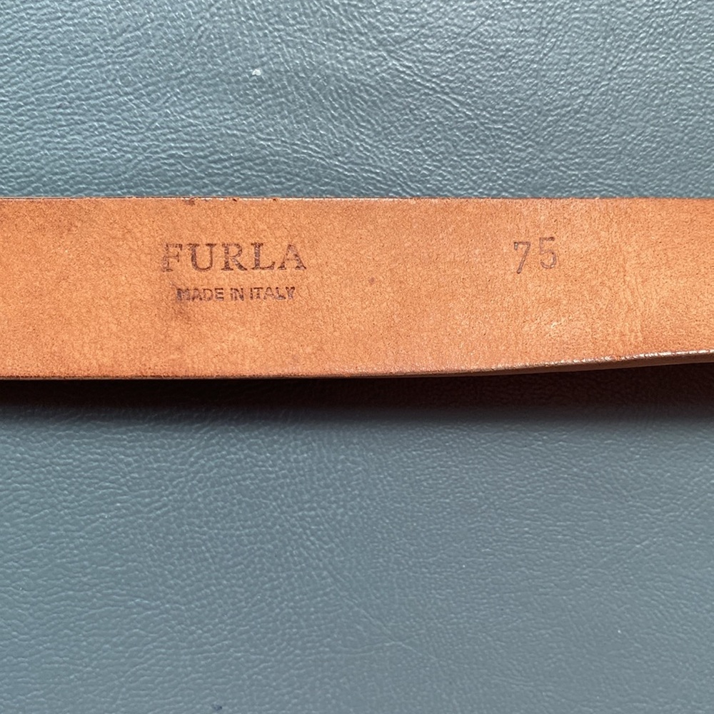 Furla leather belt. Vintage. Please see pictures. - Picture 9 of 11